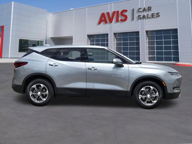Thumbnail: 2025 Chevrolet Blazer - 5