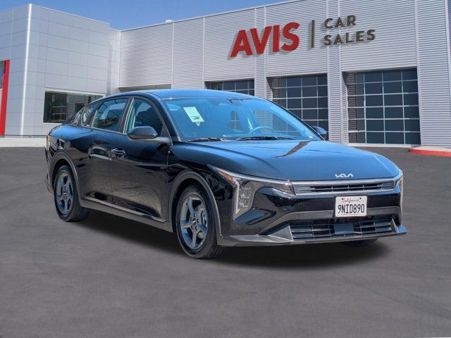 Thumbnail: 2025 Kia K4 - 3
