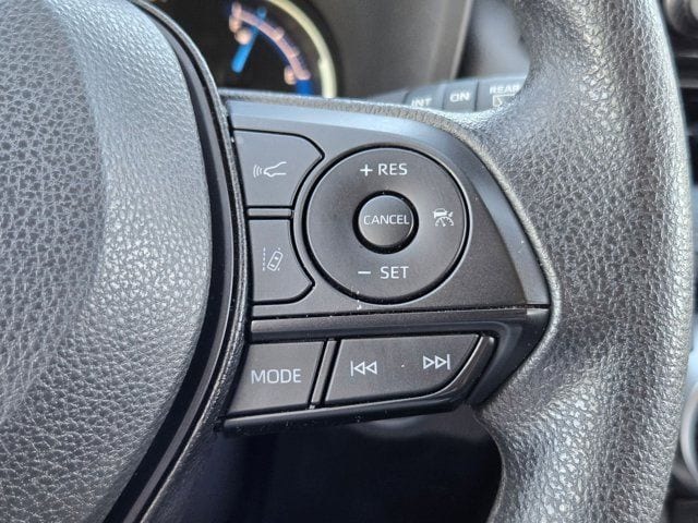 Thumbnail: 2025 Toyota RAV4 - 20