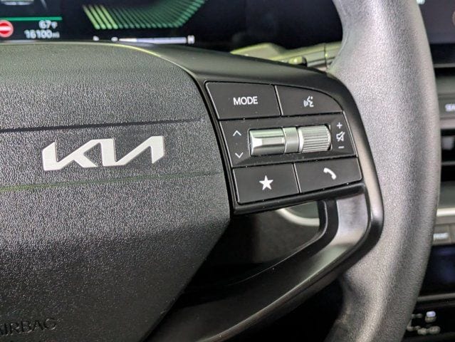 Thumbnail: 2025 Kia K4 - 21