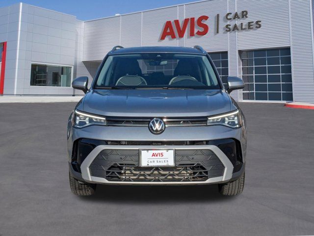 Thumbnail: 2025 Volkswagen Taos - 2