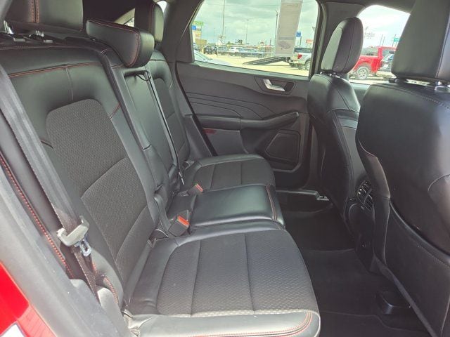 2025 Ford Escape ST-Line - Photo 29