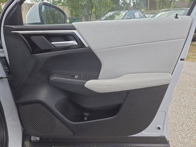 Thumbnail: 2025 Mitsubishi Outlander - 28