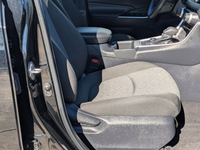 Thumbnail: 2025 Toyota RAV4 - 28