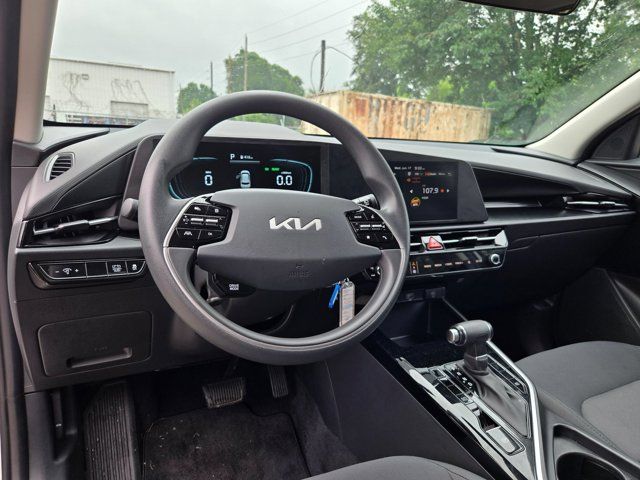Thumbnail: 2025 Kia Niro - 15