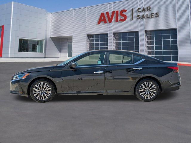 Thumbnail: 2025 Nissan Altima - 10