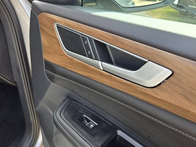 Thumbnail: 2025 Volkswagen Atlas - 27