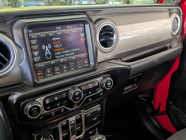 Thumbnail: 2022 Jeep Wrangler - 15