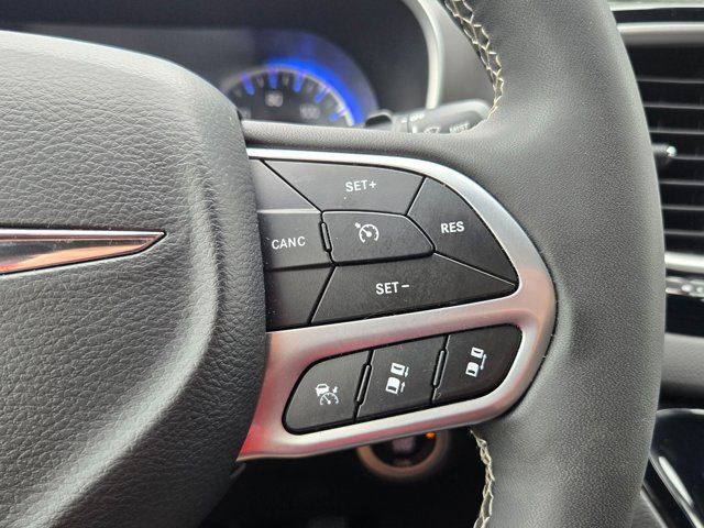 Thumbnail: 2025 Chrysler Pacifica - 21