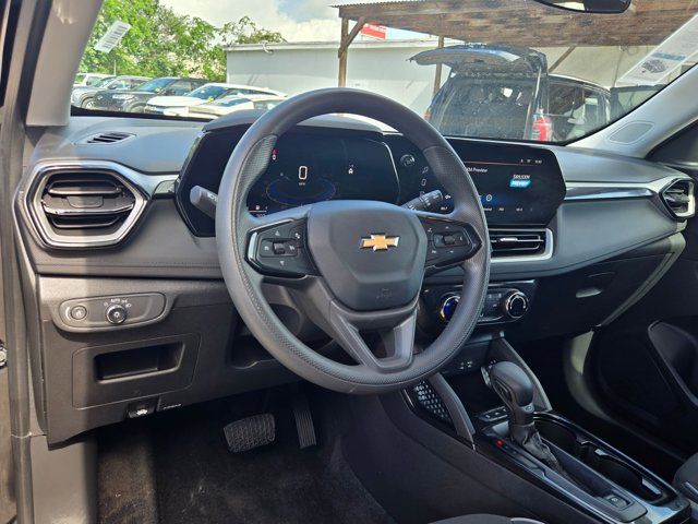 Thumbnail: 2025 Chevrolet TrailBlazer - 15