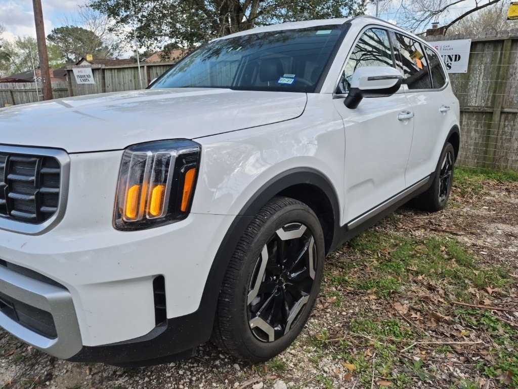 Certified 2025 Kia Telluride S SUV