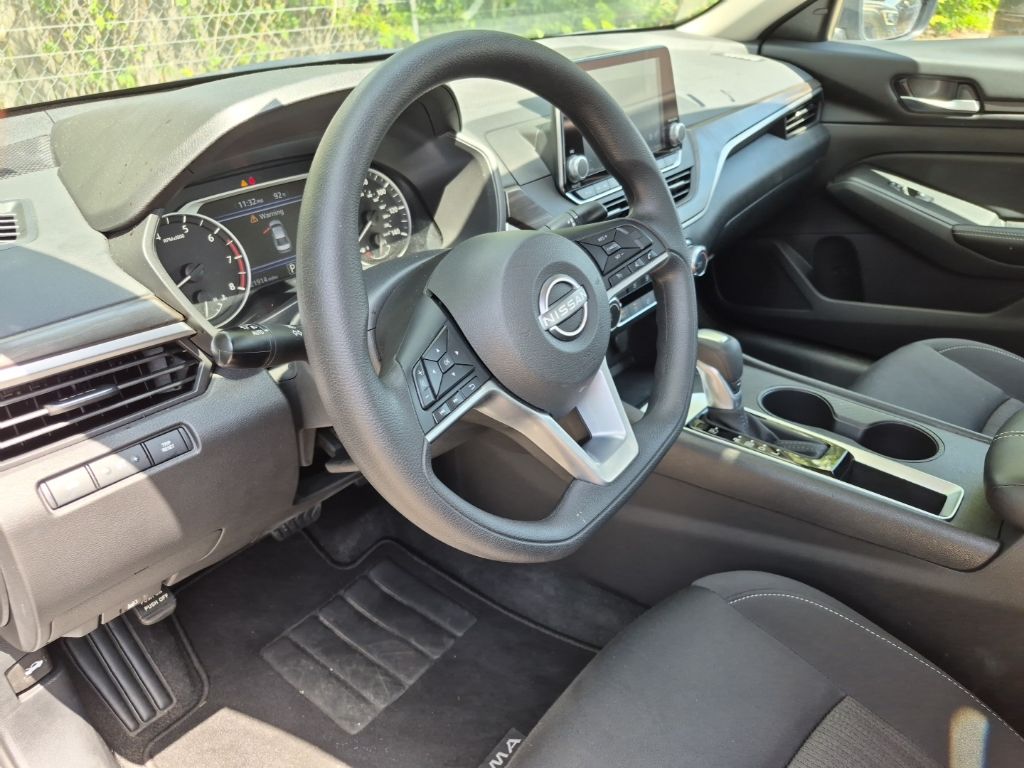 Thumbnail: 2025 Nissan Altima - 7