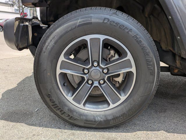 2023 Jeep Wrangler 4-Door Sahara - Photo 31