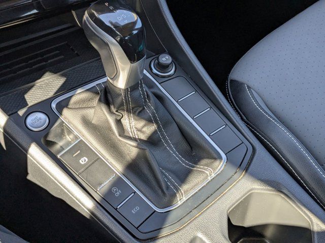 Thumbnail: 2025 Volkswagen Jetta - 16