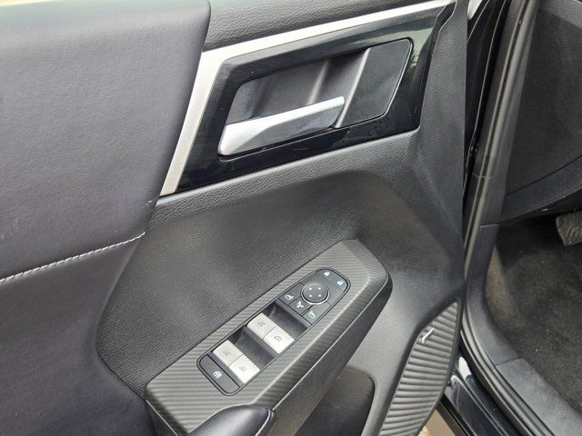 Thumbnail: 2025 Mitsubishi Outlander - 14