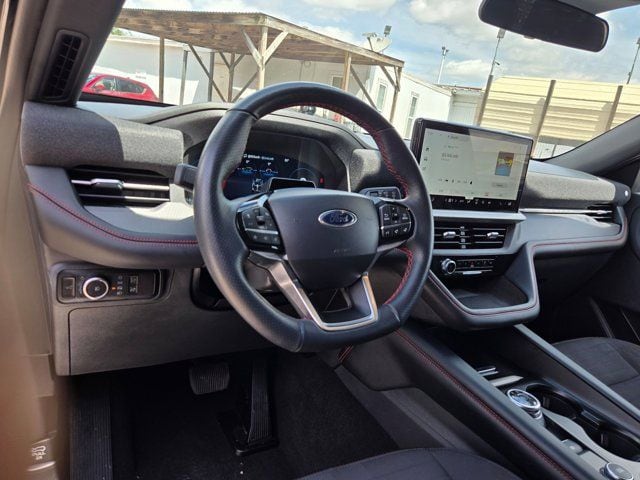 Thumbnail: 2025 Ford Explorer - 15