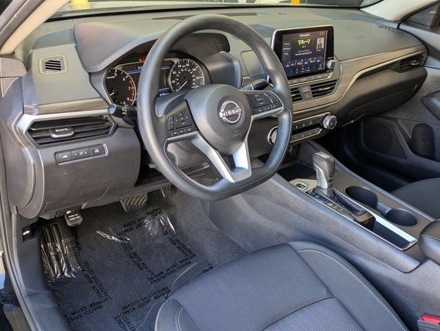 Thumbnail: 2025 Nissan Altima - 14