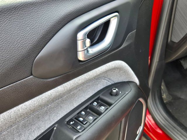 Thumbnail: 2025 Jeep Compass - 14