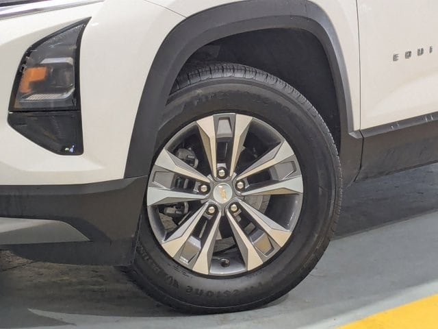 Thumbnail: 2025 Chevrolet Equinox - 33