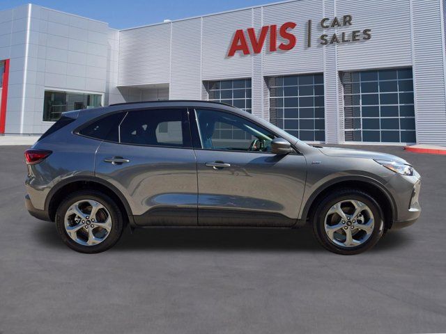Thumbnail: 2025 Ford Escape - 5