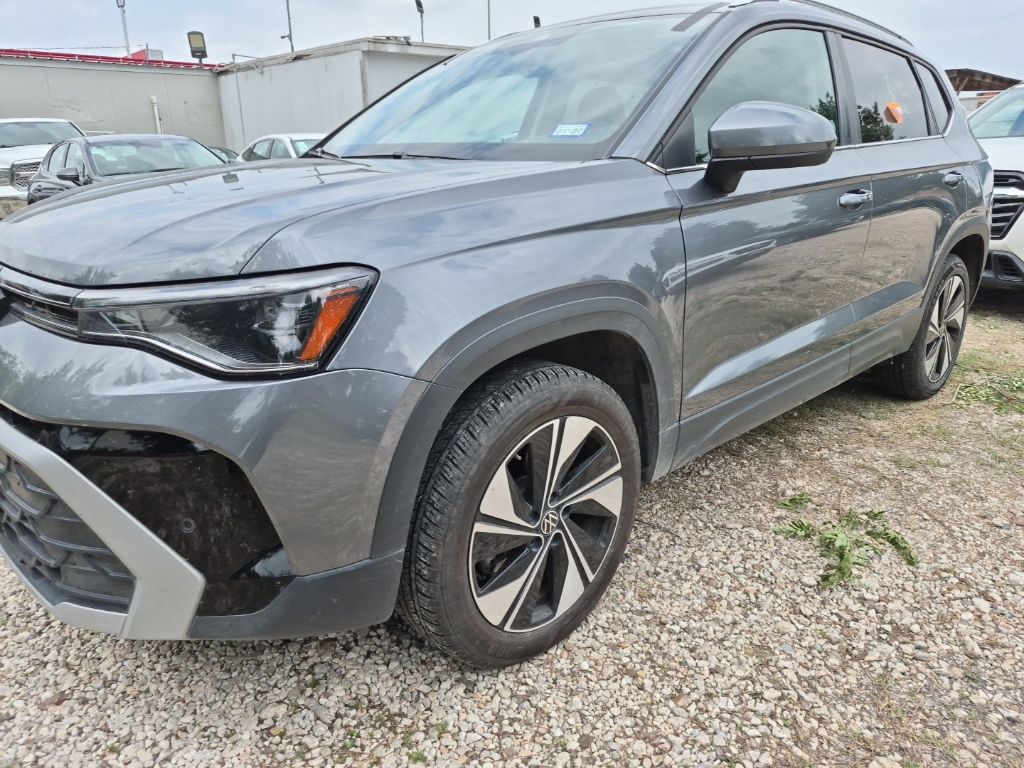 Thumbnail: 2025 Volkswagen Taos - 1