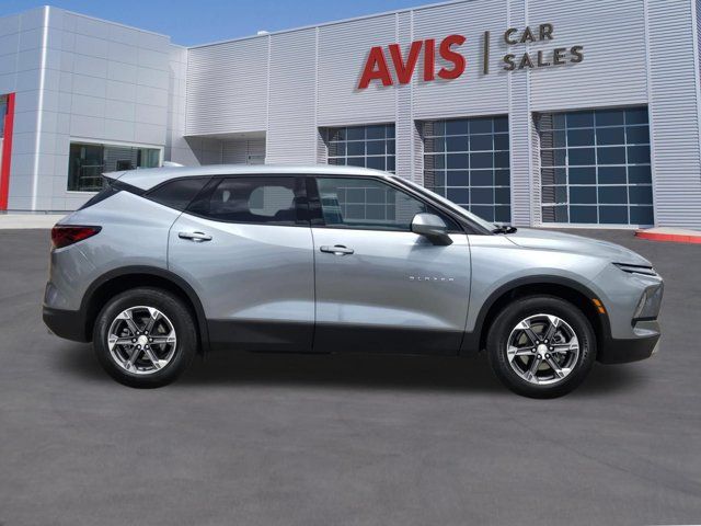 Thumbnail: 2025 Chevrolet Blazer - 5