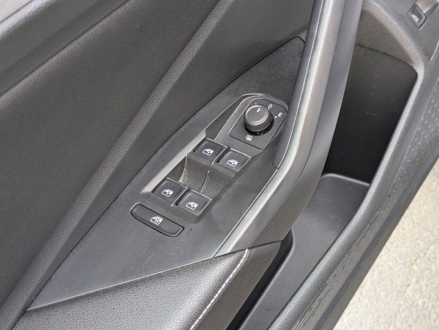 Thumbnail: 2025 Volkswagen Jetta - 10