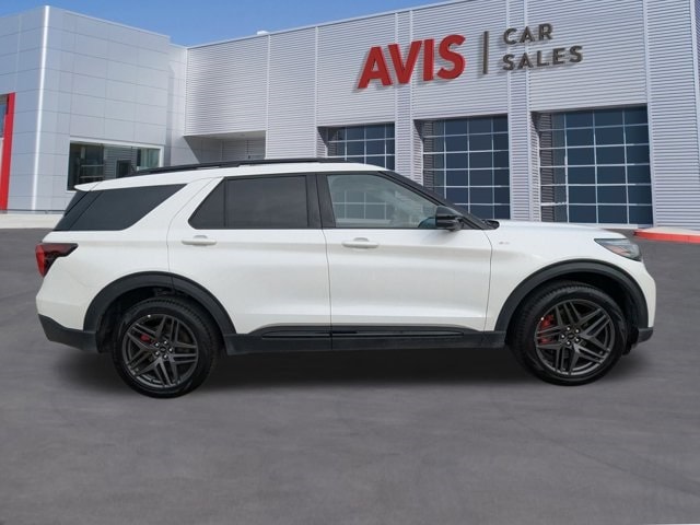 Thumbnail: 2025 Ford Explorer - 5