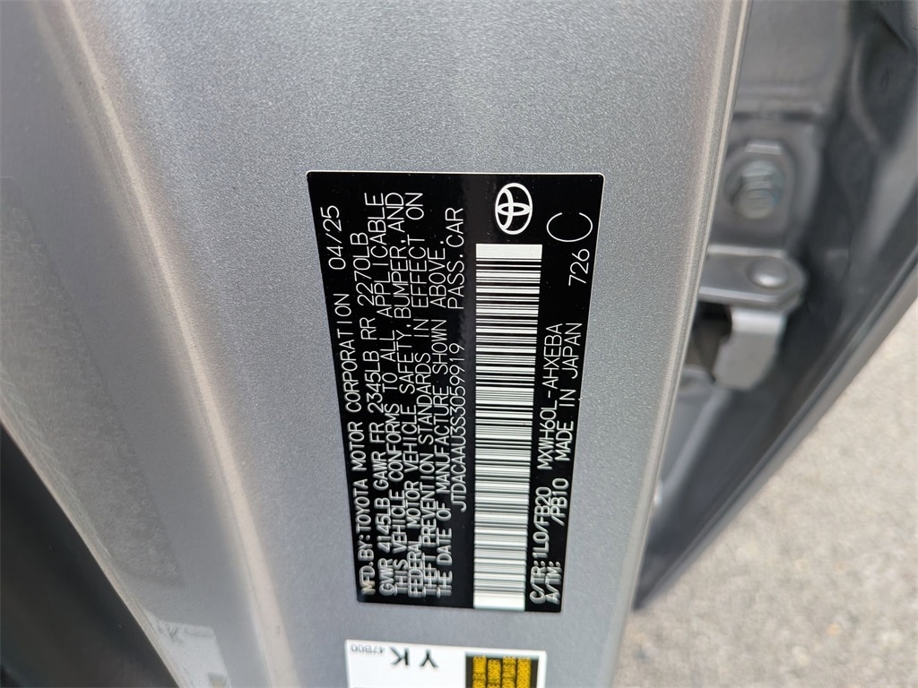 Thumbnail: 2025 Toyota Prius - 33