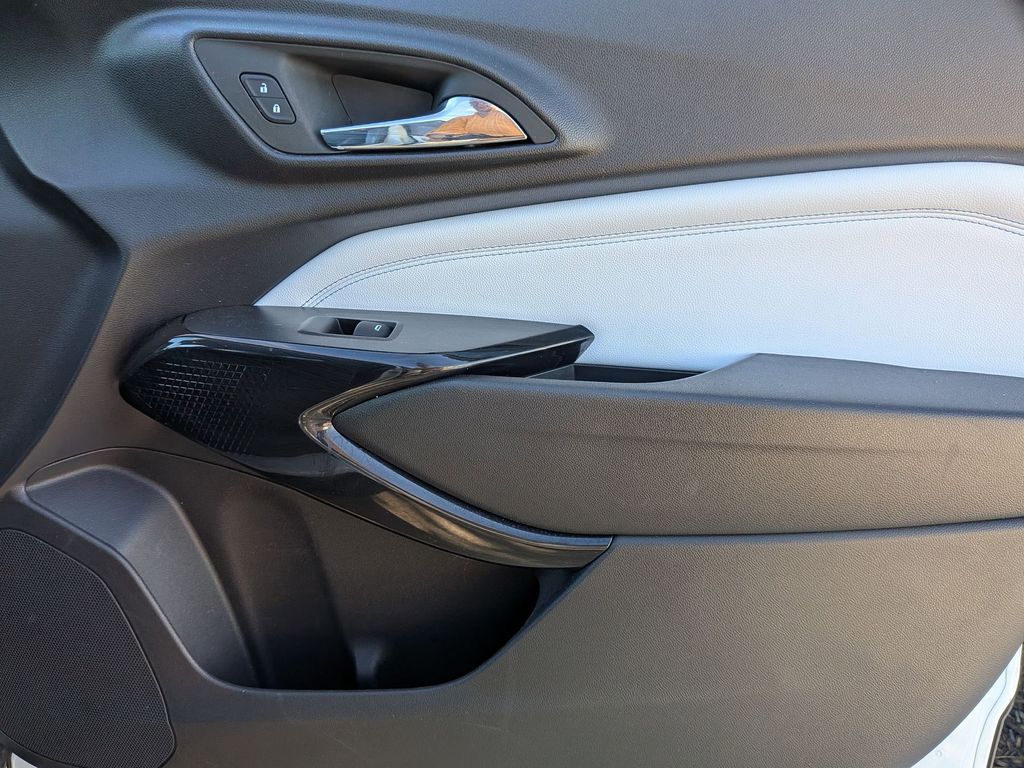 Thumbnail: 2025 Chevrolet Trax - 31