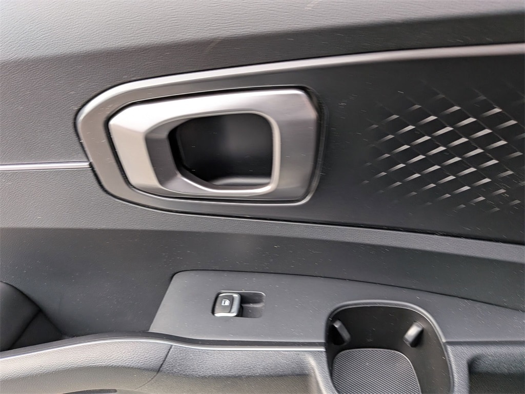 Thumbnail: 2024 Kia Sorento - 24