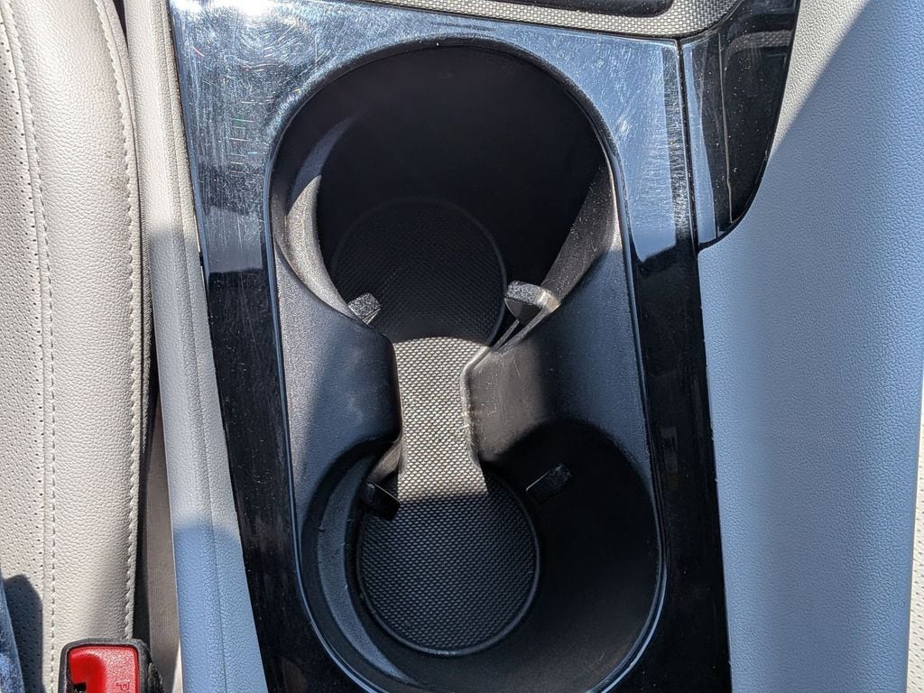 Thumbnail: 2025 Hyundai Elantra - 24