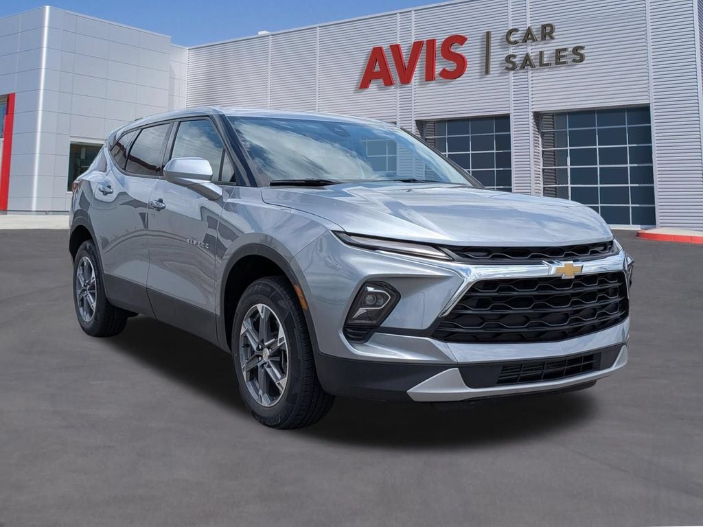 Thumbnail: 2025 Chevrolet Blazer - 3