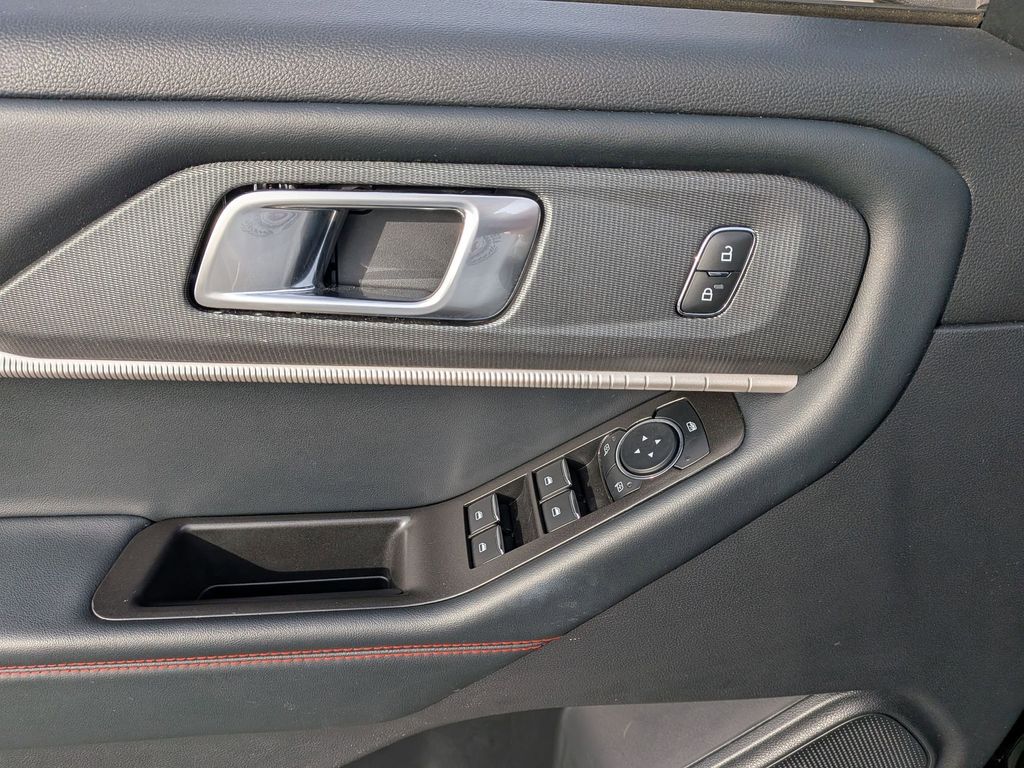 Thumbnail: 2025 Ford Explorer - 11