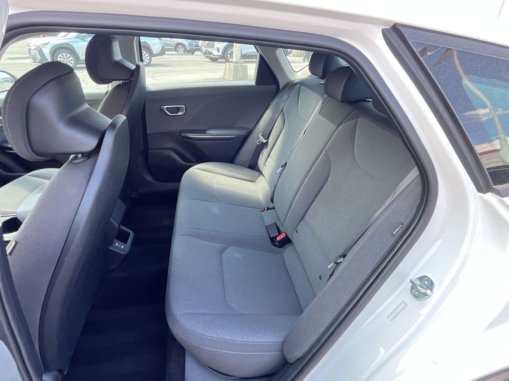 Thumbnail: 2025 Kia K4 - 28