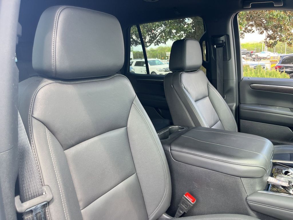 Thumbnail: 2025 Chevrolet Tahoe - 29