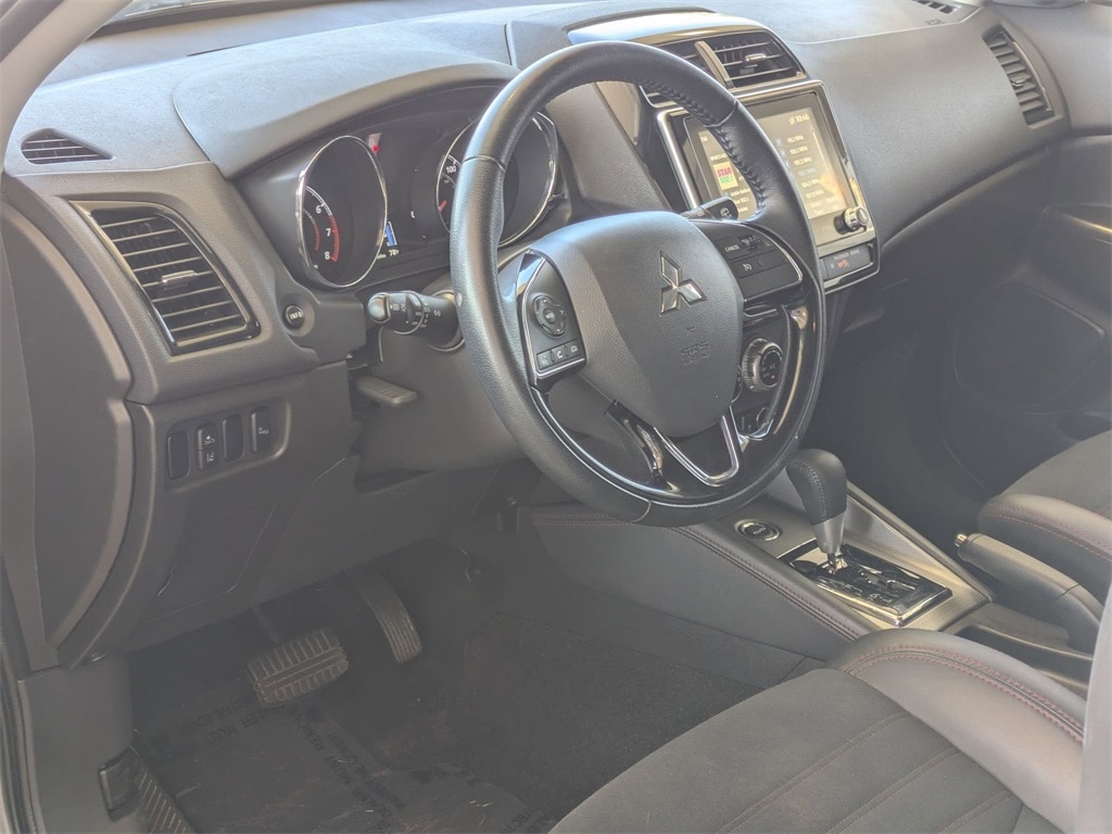 Thumbnail: 2024 Mitsubishi Outlander Sport - 15