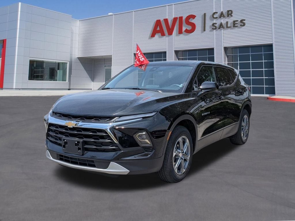 Thumbnail: 2025 Chevrolet Blazer - 1