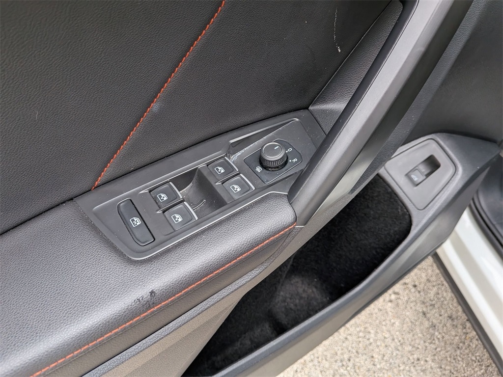 Thumbnail: 2024 Volkswagen Tiguan - 13