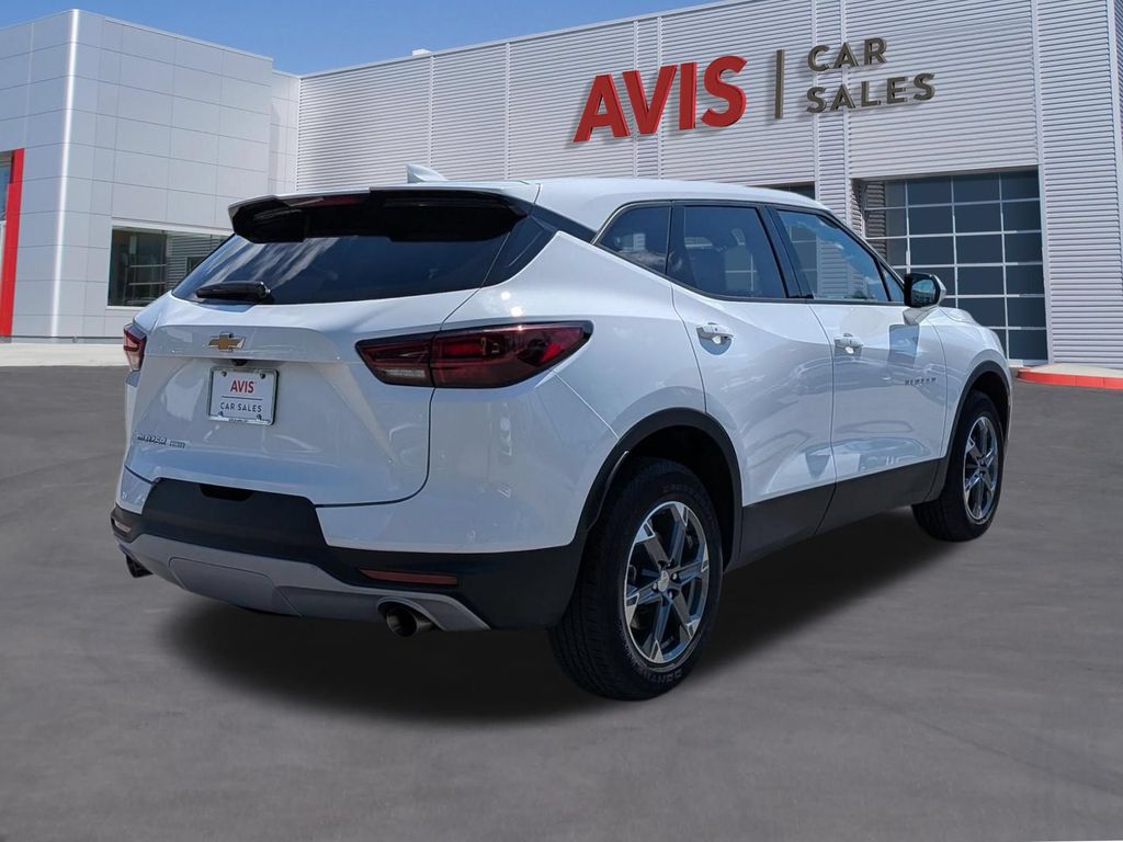 Thumbnail: 2025 Chevrolet Blazer - 6