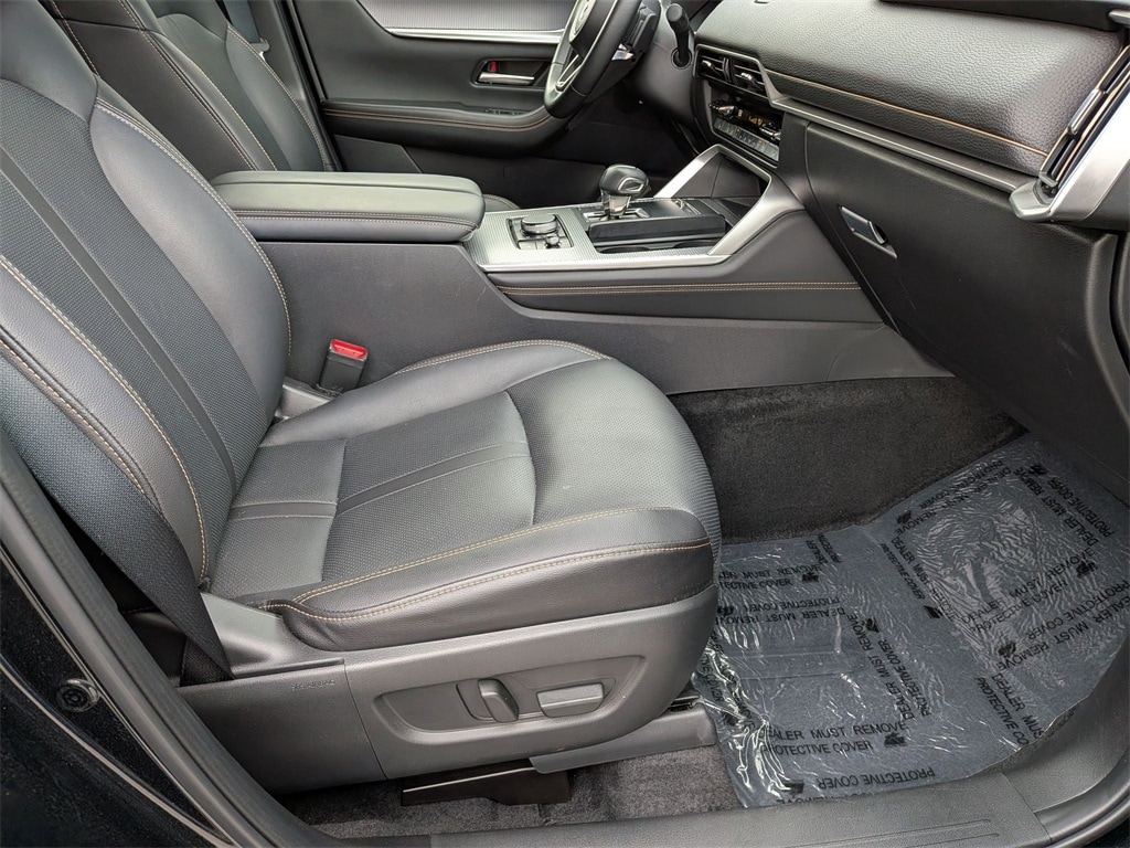 Thumbnail: 2025 Mazda CX-70 - 31