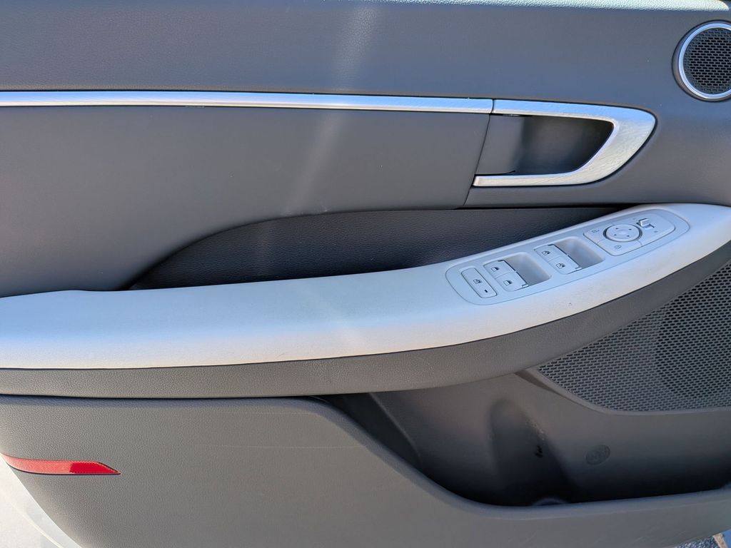 Thumbnail: 2025 Hyundai Sonata - 13