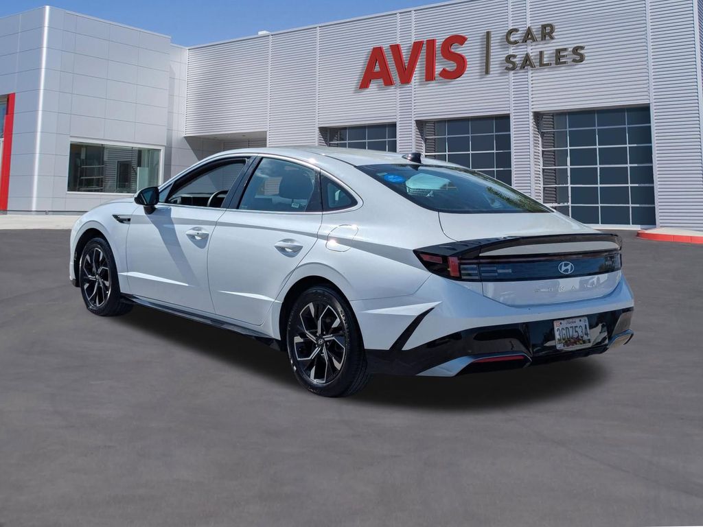 Thumbnail: 2025 Hyundai Sonata - 9