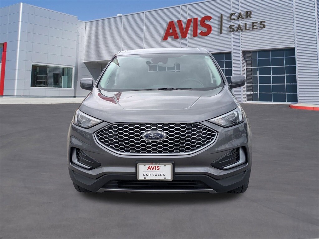 2024 Ford Edge SEL photo 2