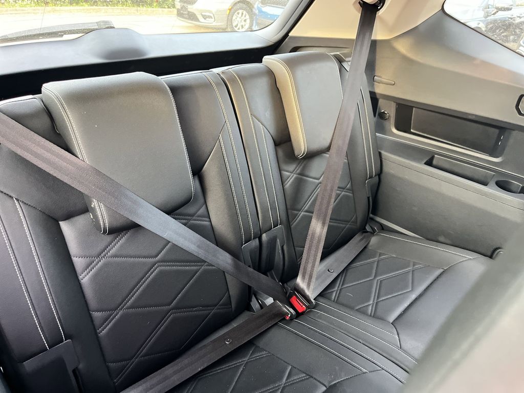 Thumbnail: 2025 Volkswagen Atlas - 30