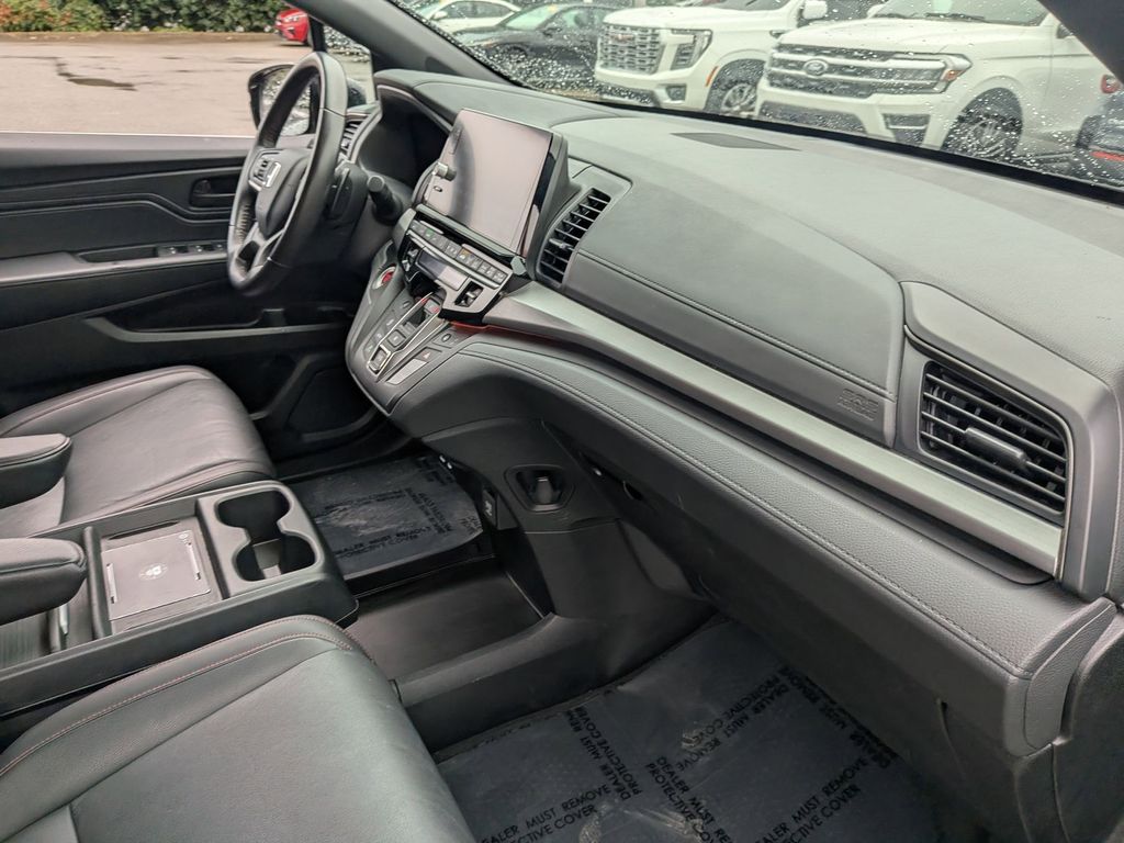 Thumbnail: 2025 Honda Odyssey - 23
