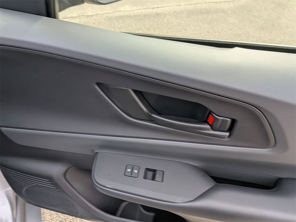 Thumbnail: 2025 Toyota Prius - 31