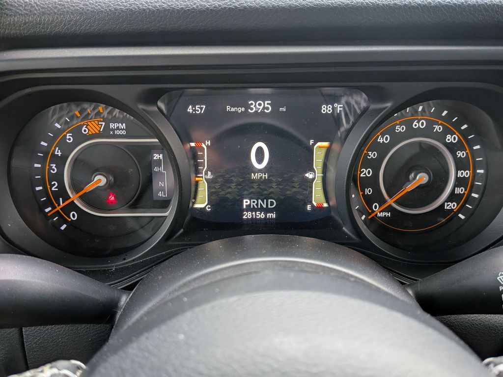 Thumbnail: 2025 Jeep Wrangler - 15