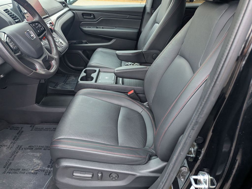 Thumbnail: 2025 Honda Odyssey - 17