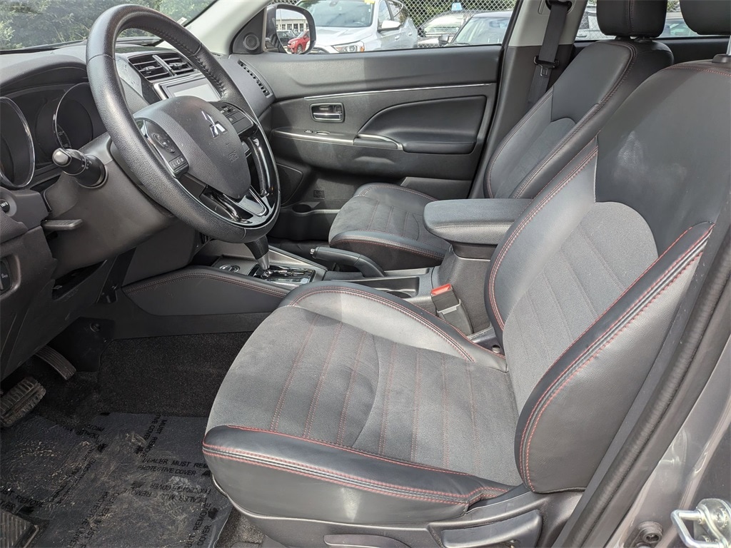 Thumbnail: 2024 Mitsubishi Outlander Sport - 25